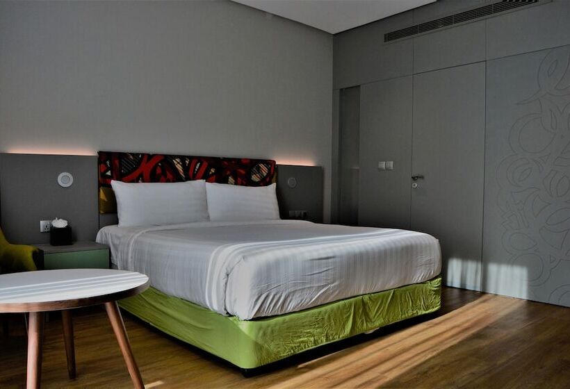هتل Ibis Styles Dubai Jumeira