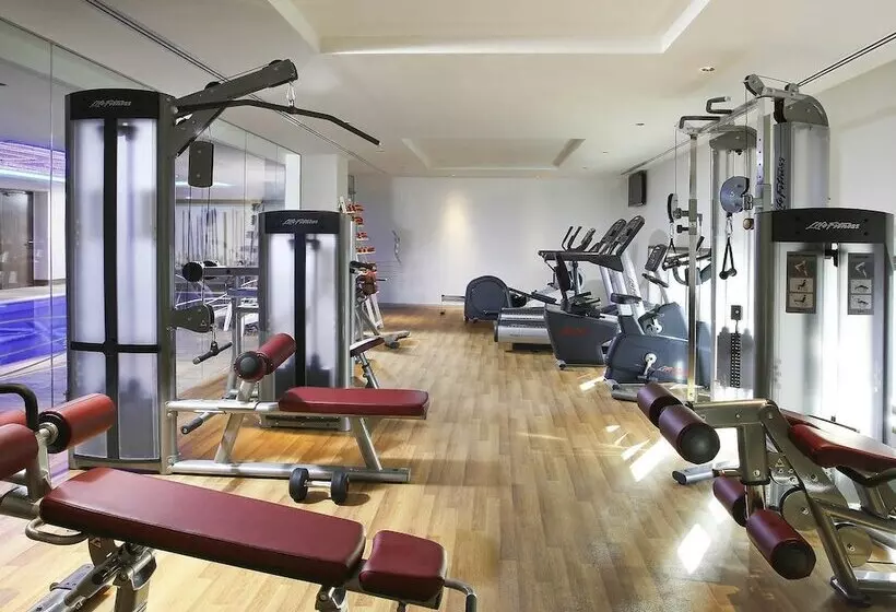 هتل Ibis Styles Dubai Jumeira