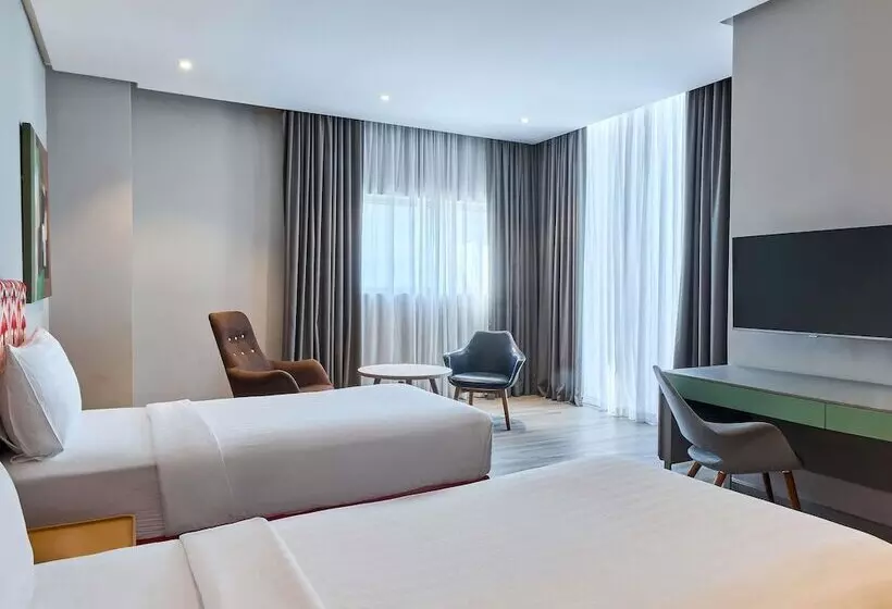 هتل Ibis Styles Dubai Jumeira
