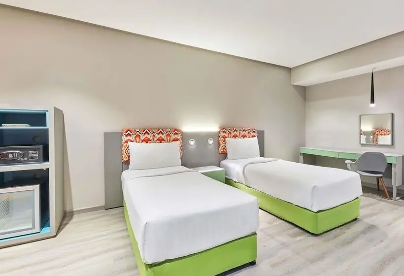 هتل Ibis Styles Dubai Jumeira