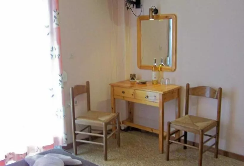 호텔 Karin & Nikos