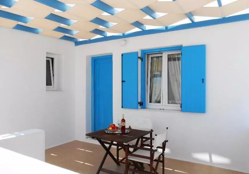 Hotel Livanios Studios