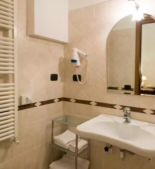 هتل روستایی Colleverde Country House & Spa Urbino