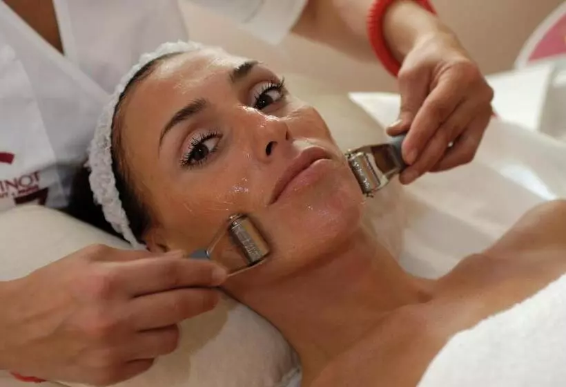 هتل روستایی Colleverde Country House & Spa Urbino