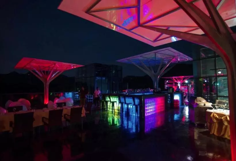 Otel The Gallery At Koh Chang