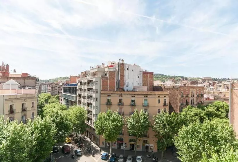 هتل Weflating Suites Sant Antoni Market