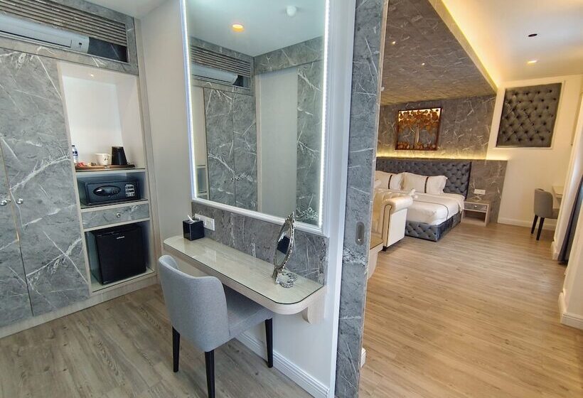 فندق Frazel Heritage