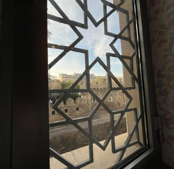 هتل La Casa Old City