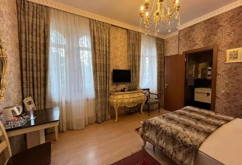 Hotelli La Casa Old City