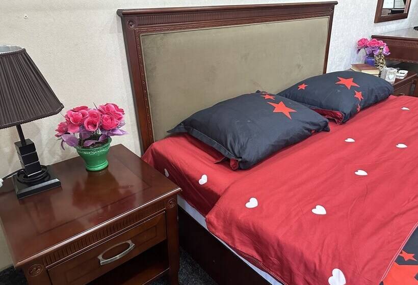 هتل Javakhishvili