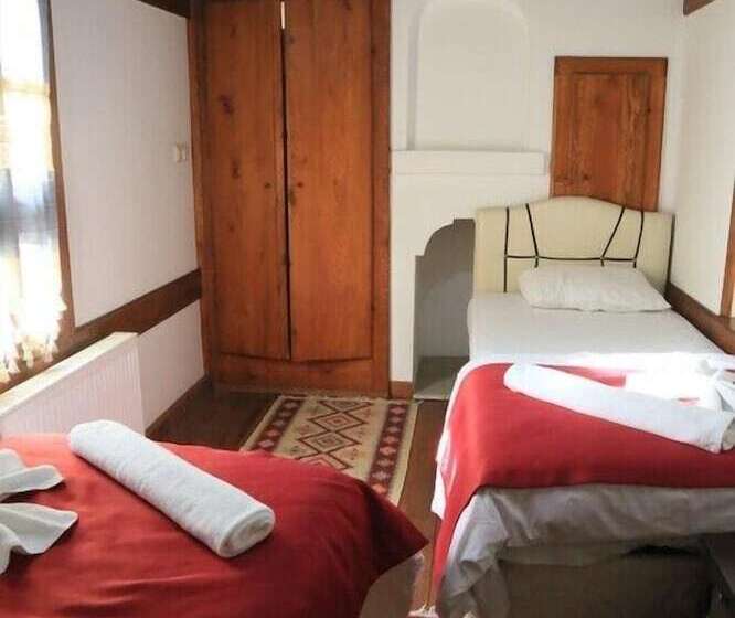 בית מלון כפרי Mehmet Efendi̇