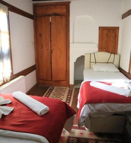 בית מלון כפרי Mehmet Efendi̇