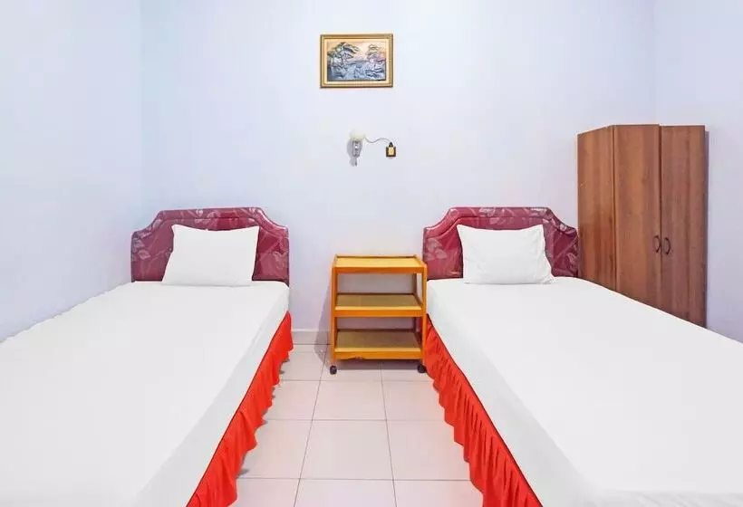 Hotelli Oyo 92337 Wisma Arwini Syariah