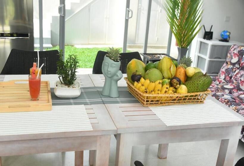 פנסיון Eldezo Relax Paradise  Ltd