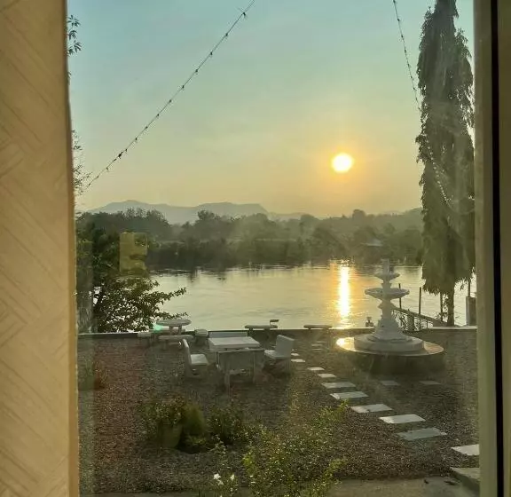 Tara Kan Resort