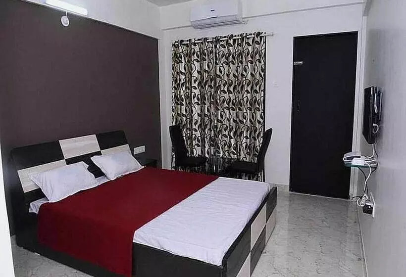 ホテル Flagship Sanvi Resort