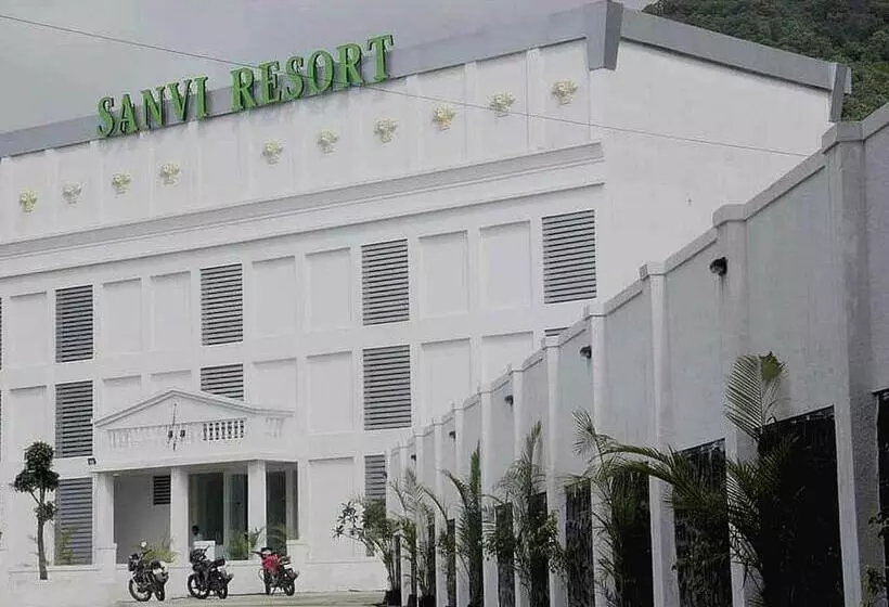 ホテル Flagship Sanvi Resort