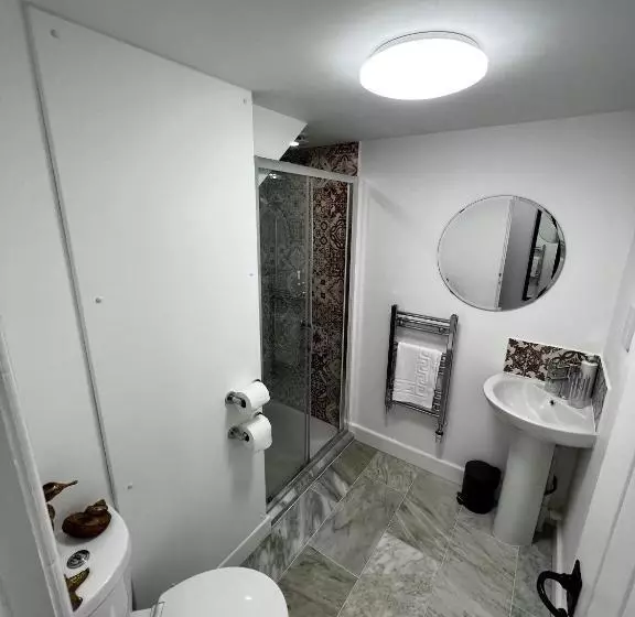 Hotelli The Lion, Tredington