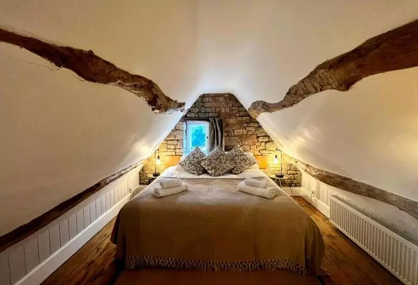 Hotelli The Lion, Tredington