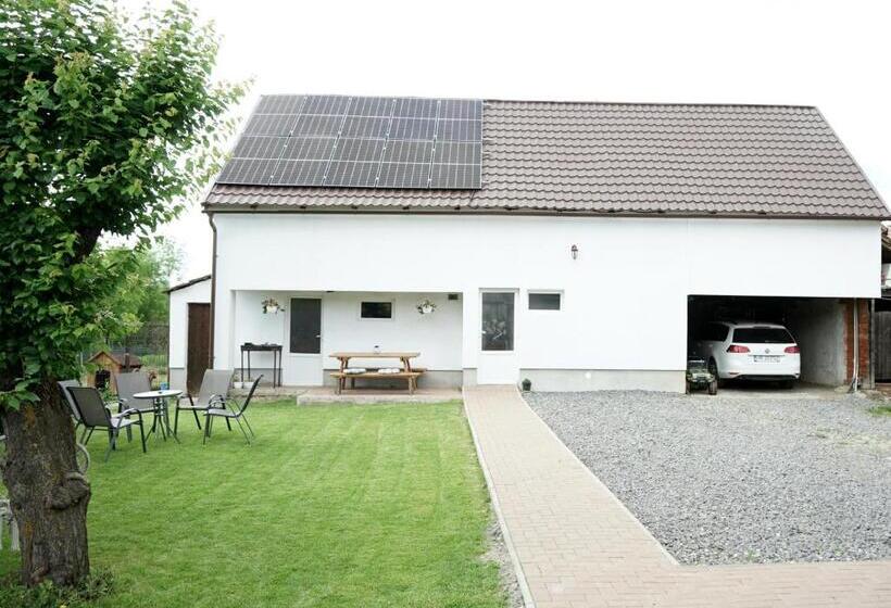 بنسيون Garden Vendégház