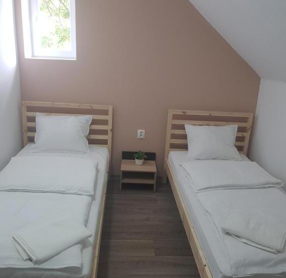 بنسيون Garden Vendégház