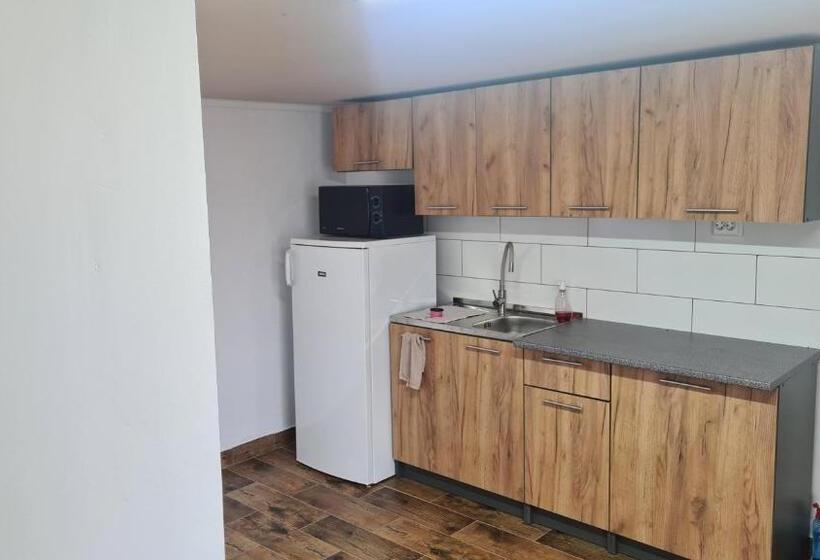 بنسيون Garden Vendégház