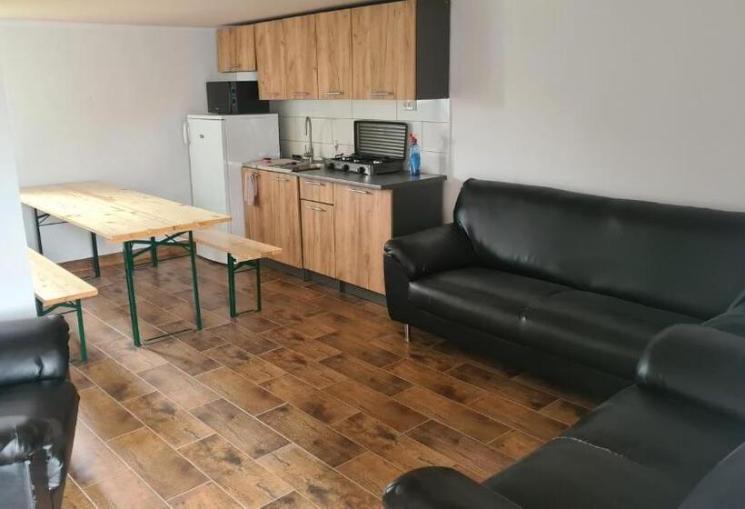 بنسيون Garden Vendégház