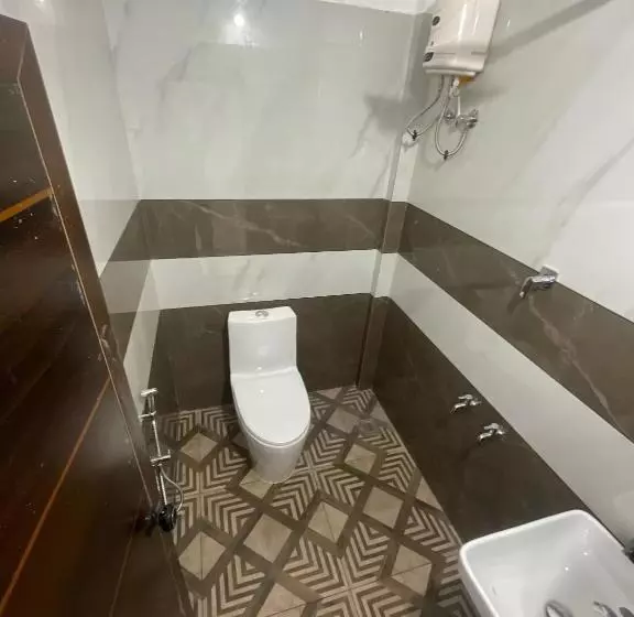 ペンション Oyo Home 80909 New Star Homes