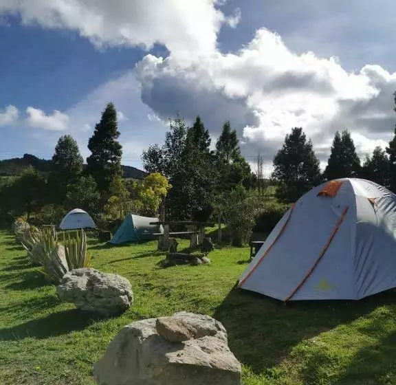 ユースホステル Rumbos Hostal Guatavita