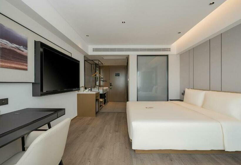 Atour Hotel Qingdao Central Business District University Of Science And Technology