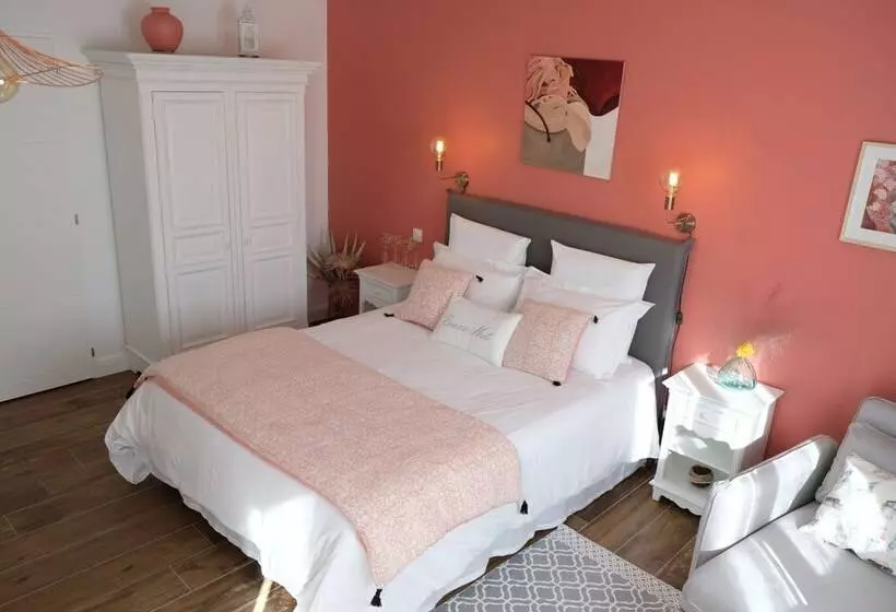 Aamiaismajoitus (B&B) Villa Pierartlou