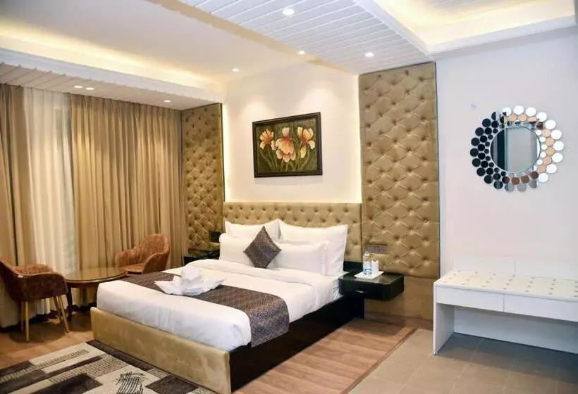 Hotelli Anantvilas Shimla Hills