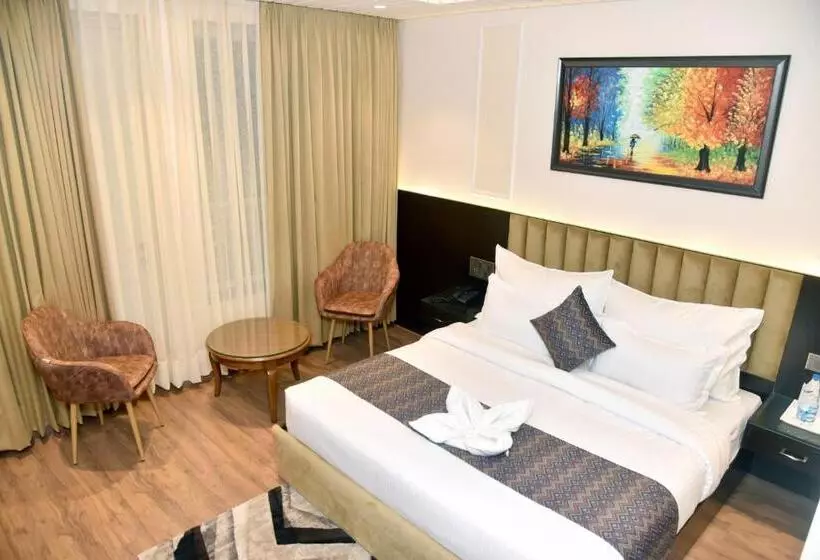 Hotelli Anantvilas Shimla Hills