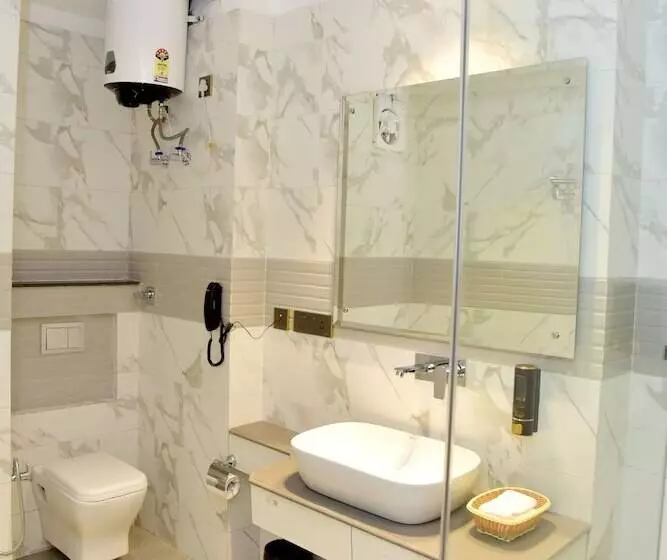 Hotelli Anantvilas Shimla Hills