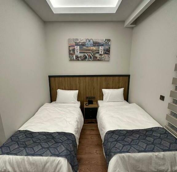 Albergue Akel Guest House