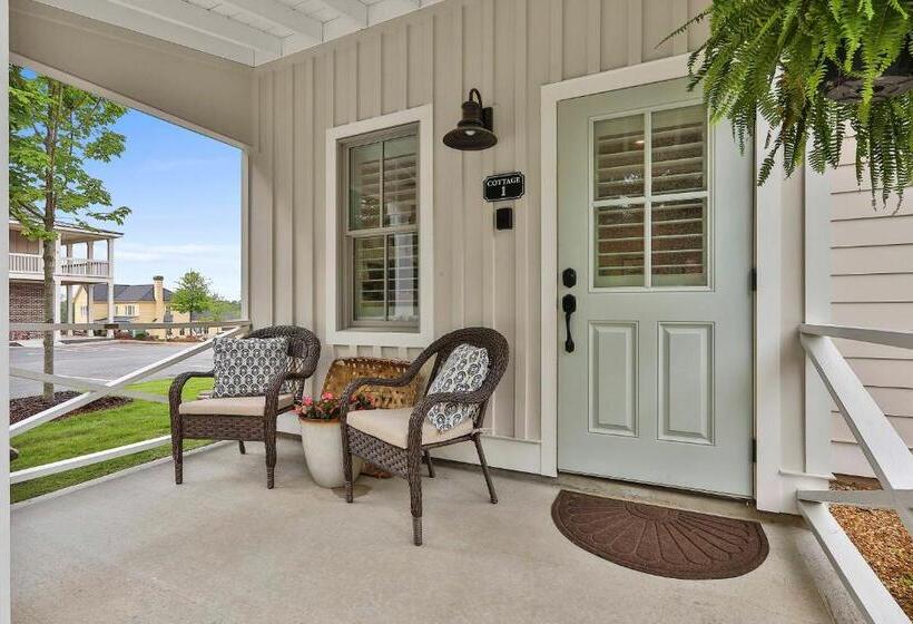 Общежитие The Cottages At Laurel Brooke