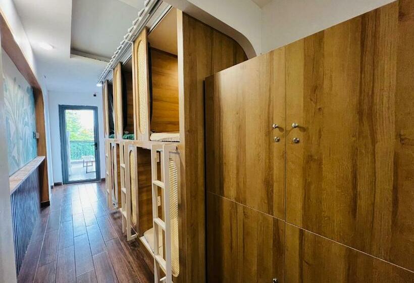 Grandma Lu Saigon Hostel   Airport Dist 3