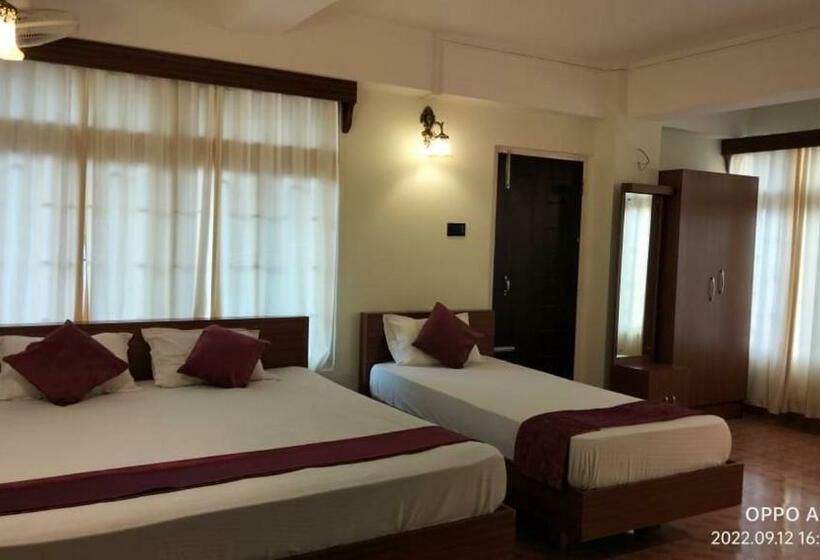 فندق Lily Guest House