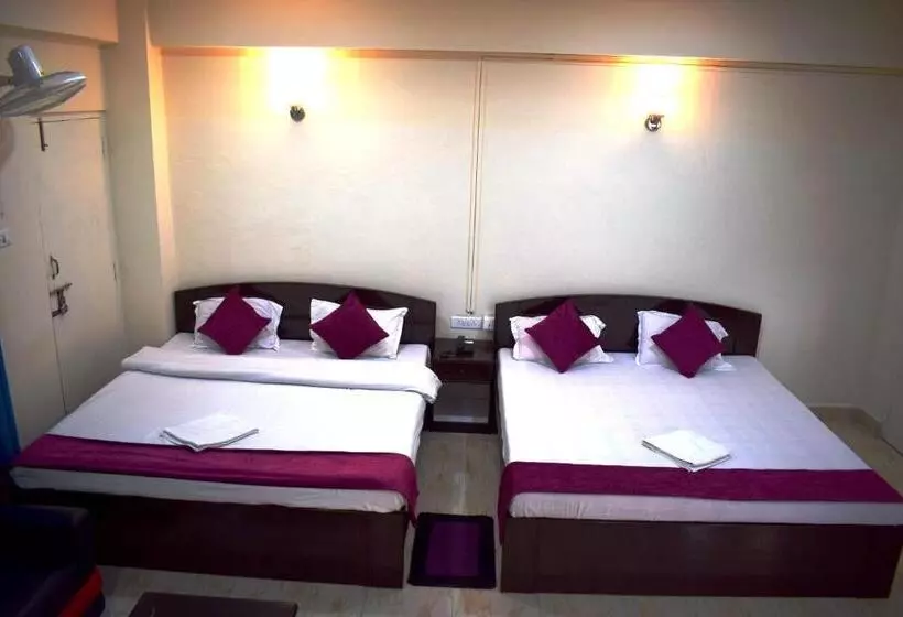 Hotelli Lily Guest House