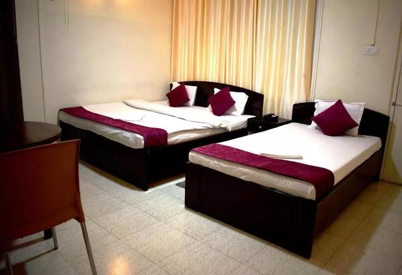 Hotelli Lily Guest House