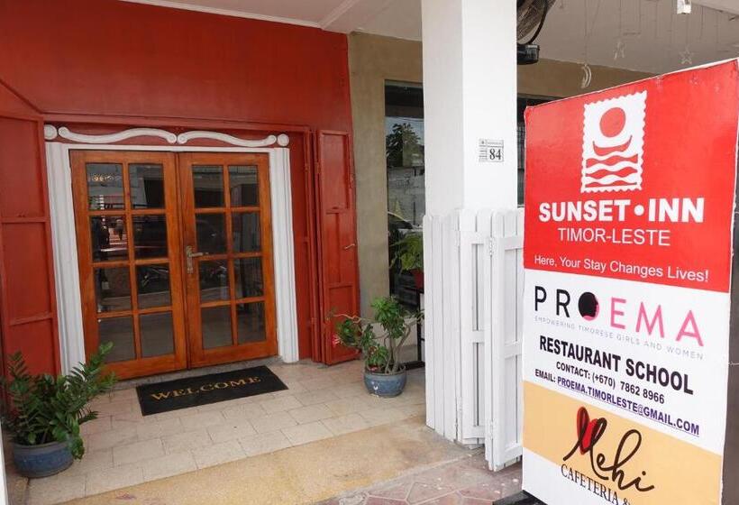 هتل Sunset Inn By Pro Ema