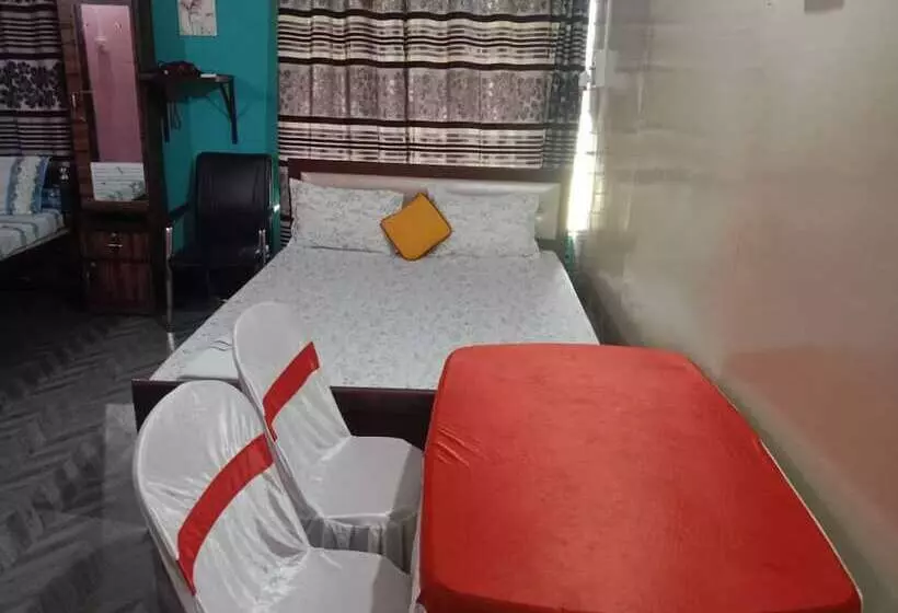 Majatalo Akshita Guest House By Grb