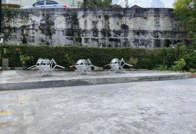 Pensão Vintage Guesthouse