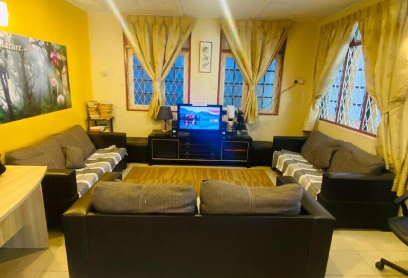 Pensão Vintage Guesthouse