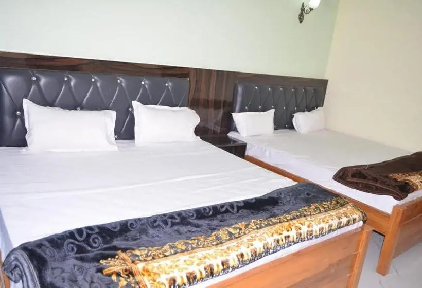 호텔 Av Priya Rajgir