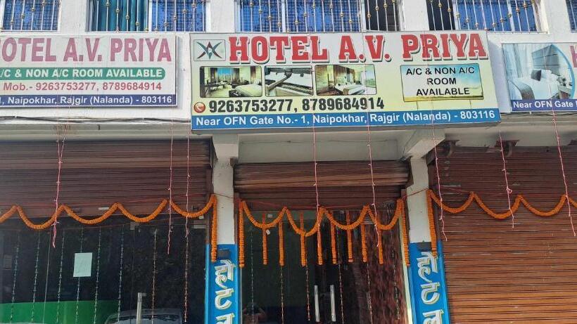 Hotel Oyo 80883  Av Priya