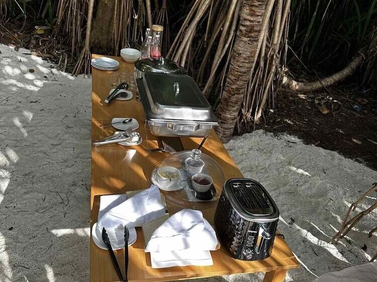 Island Luxury Dive Hotel   Fulhadhoo