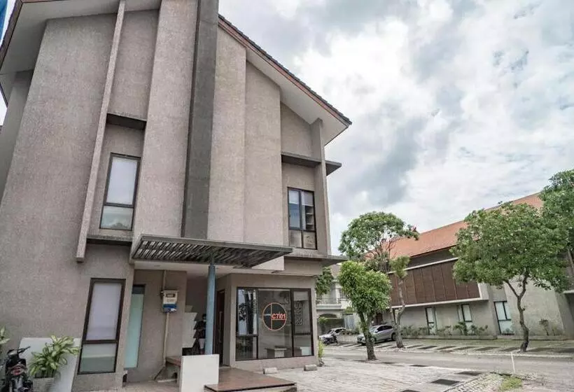 ペンション 3j Living