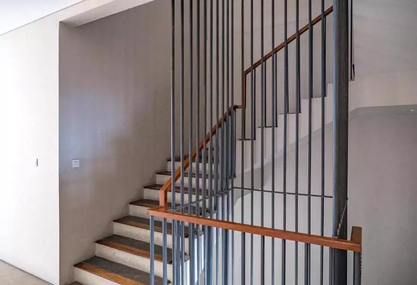 ペンション 3j Living