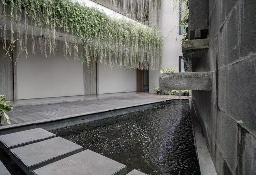 ペンション 3j Living